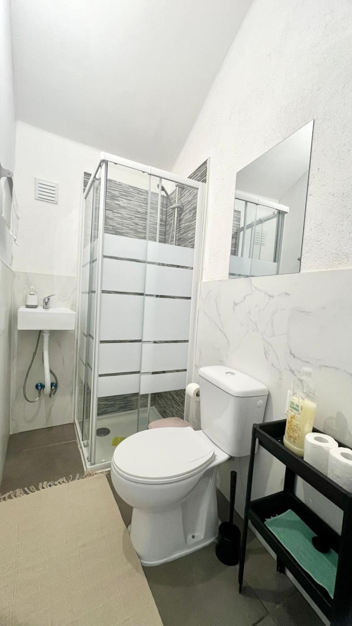 Homestay Sotao Attic No Windows